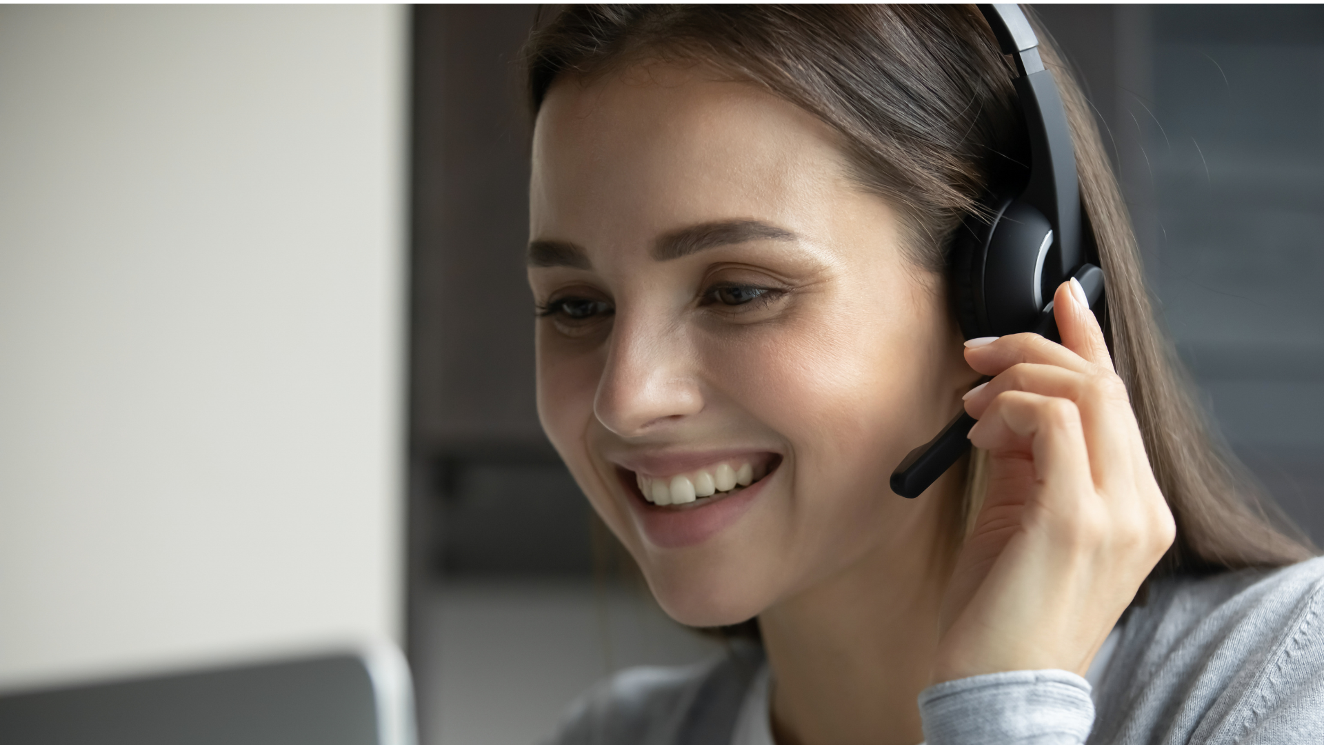 Kontak promo sewa mobil